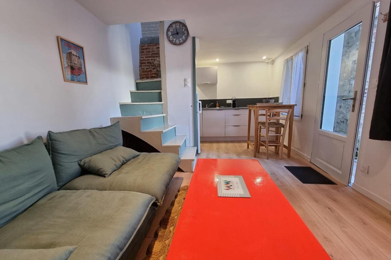Les Chabannettes - Maisonette & Terrace 2P - Heart Of Honfleur Buitenkant foto